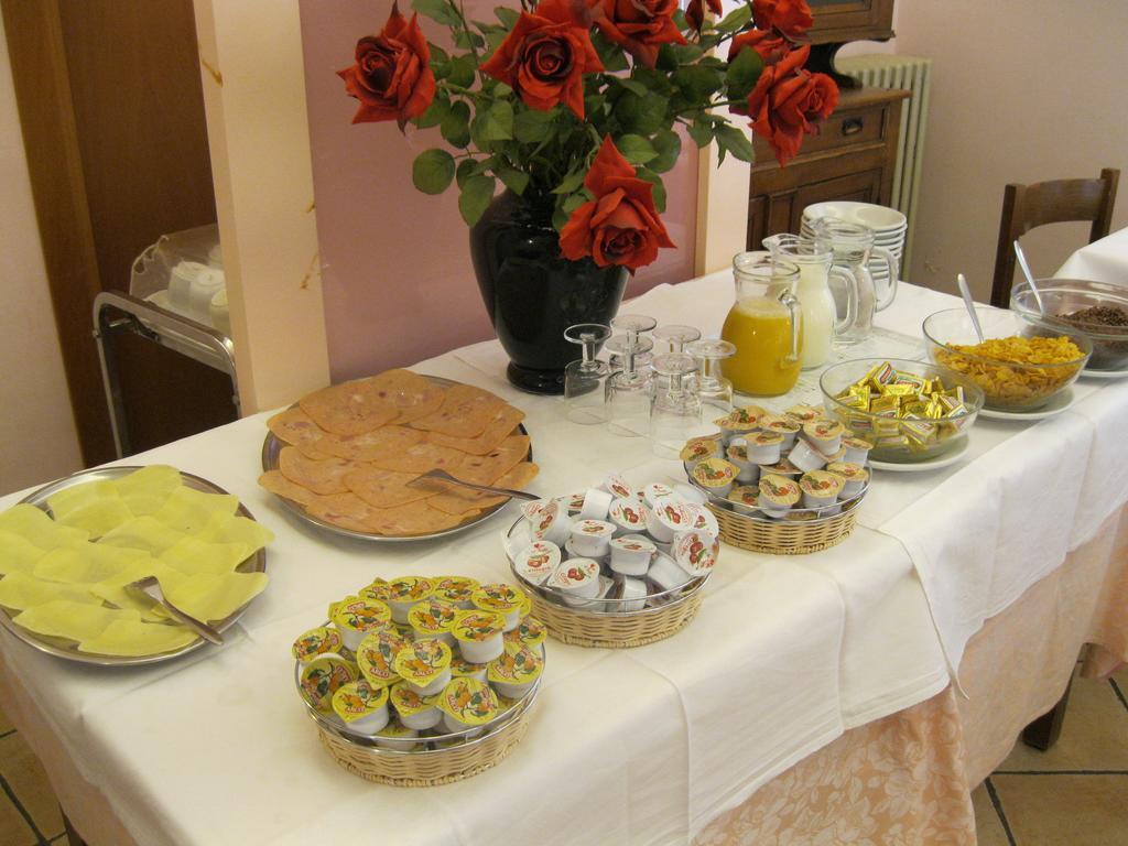 מונטה קטיני טרמה Hotel Venezia מראה חיצוני תמונה