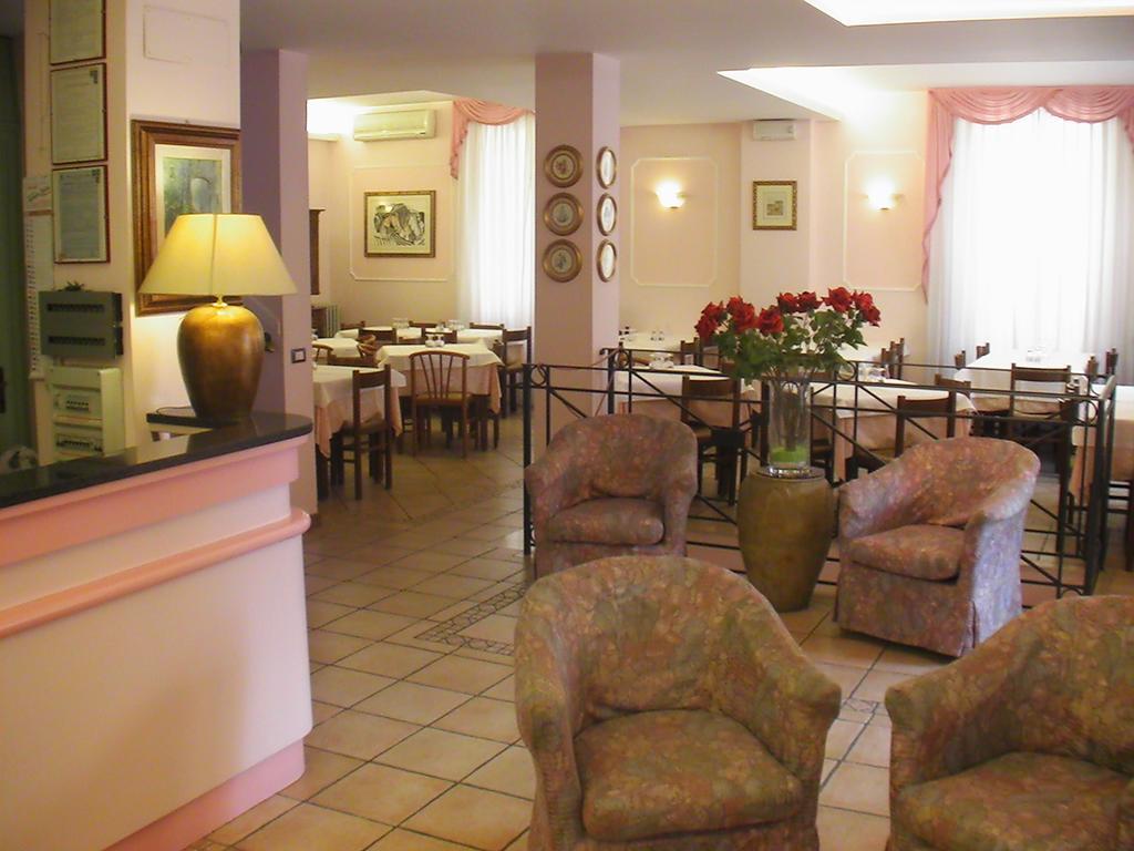 מונטה קטיני טרמה Hotel Venezia מראה חיצוני תמונה
