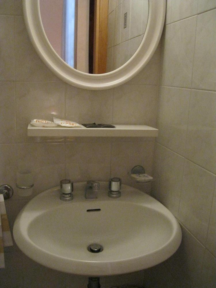 מונטה קטיני טרמה Hotel Venezia מראה חיצוני תמונה