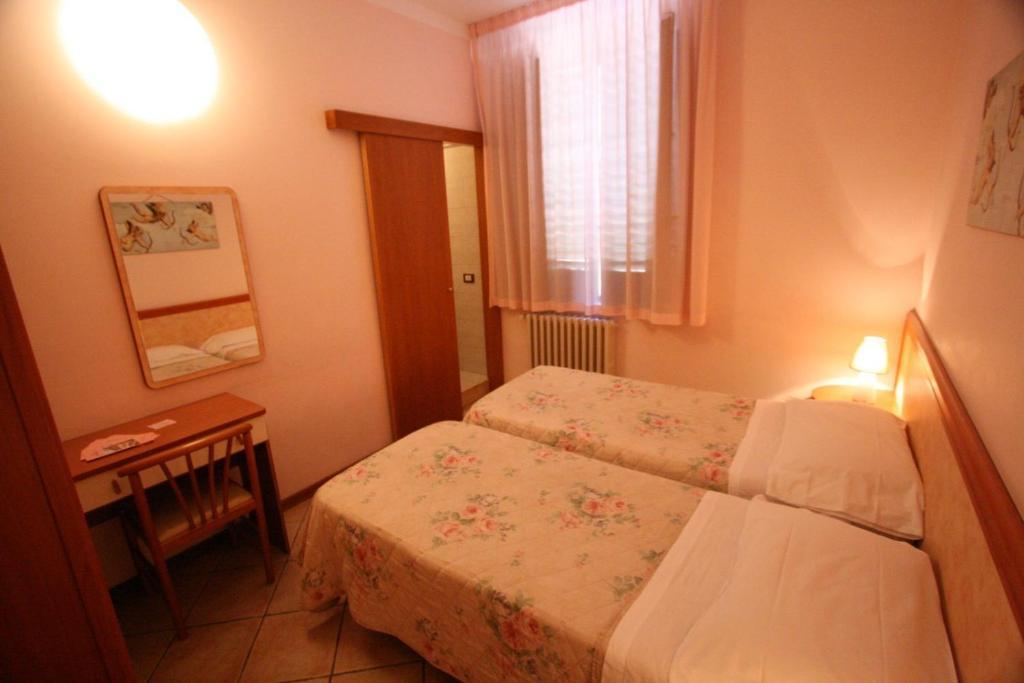 מונטה קטיני טרמה Hotel Venezia חדר תמונה