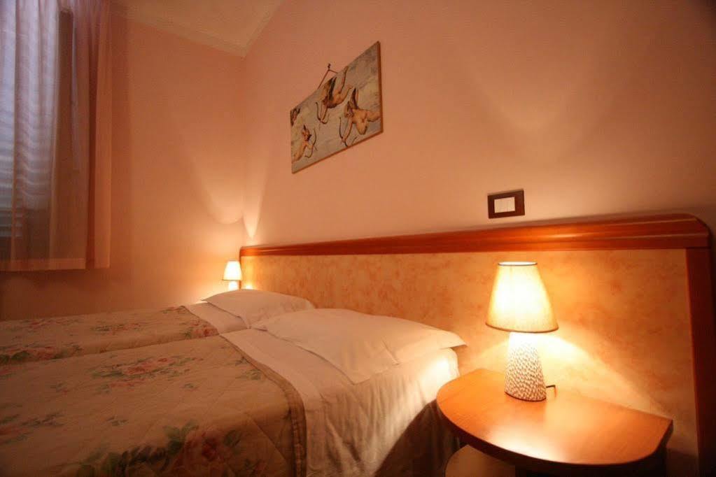 מונטה קטיני טרמה Hotel Venezia מראה חיצוני תמונה